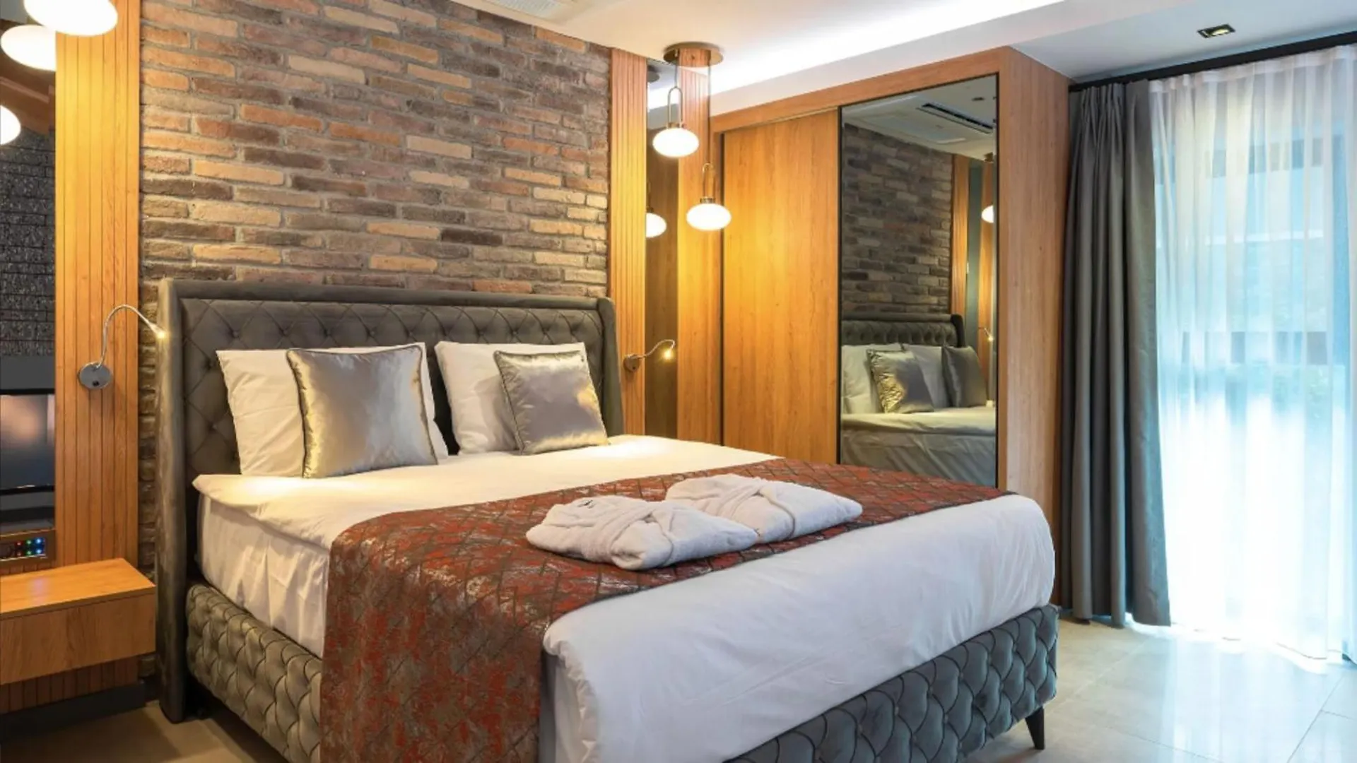 Batihan Vadi Hotel Kuşadası
