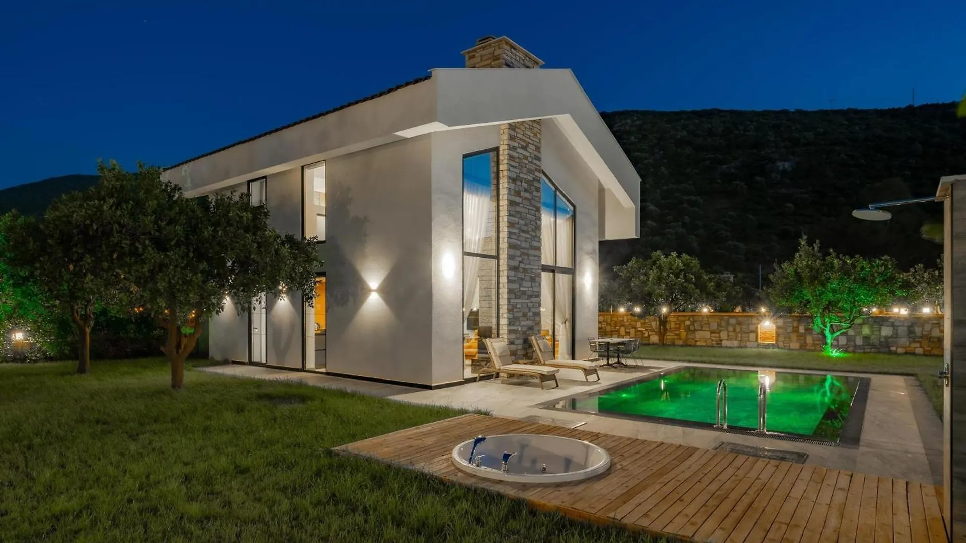 Batihan Vadi Hotel Kuşadası 0*,