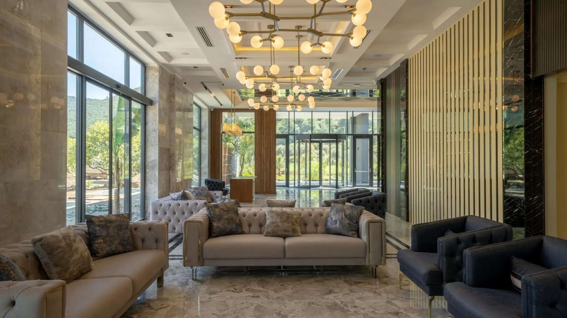 Batihan Vadi Hotel Kuşadası