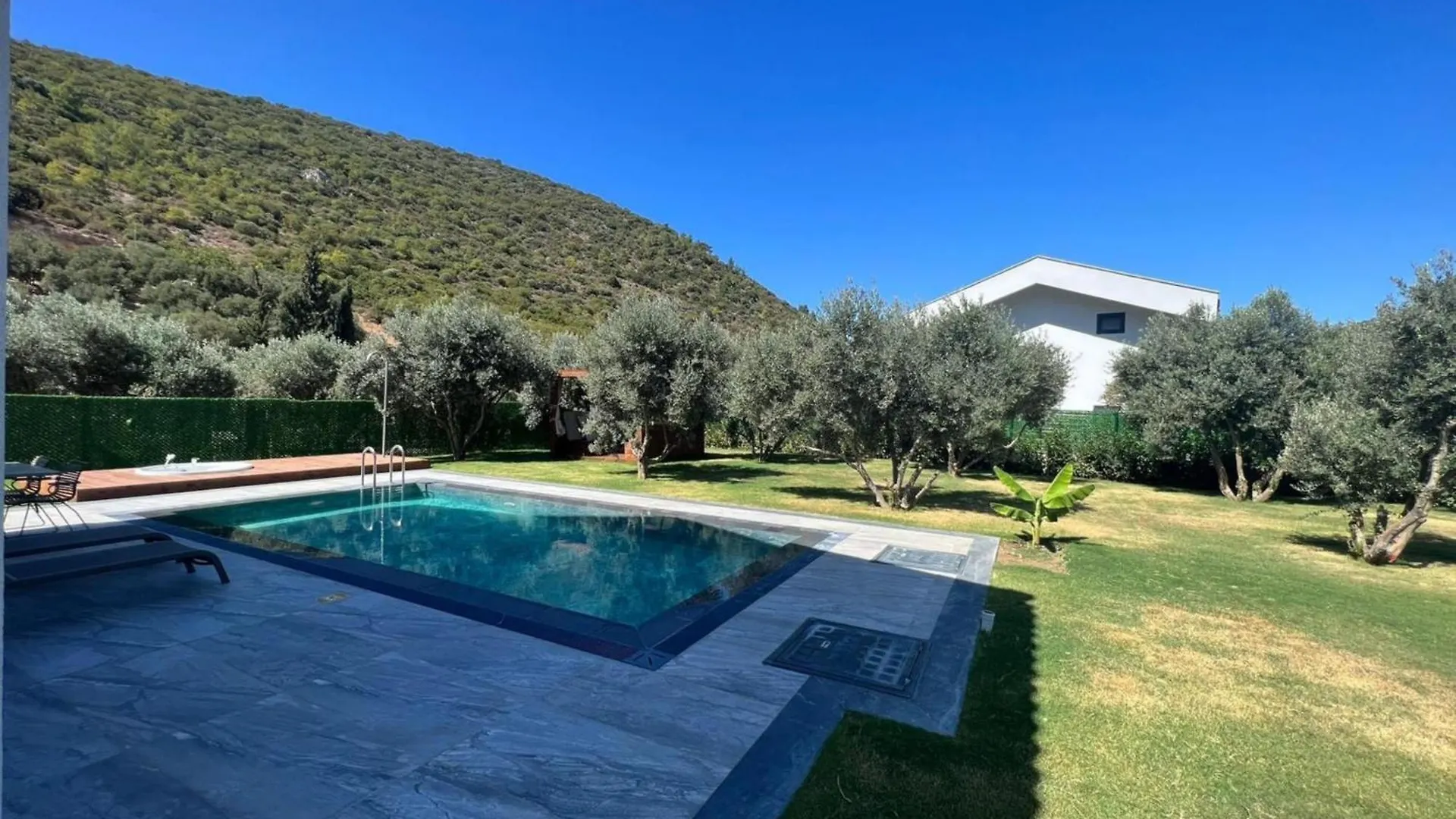 Batihan Vadi Hotel Kuşadası