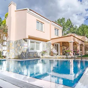 Peninsula Pine Club Boutique & , Kuşadası Türkiye